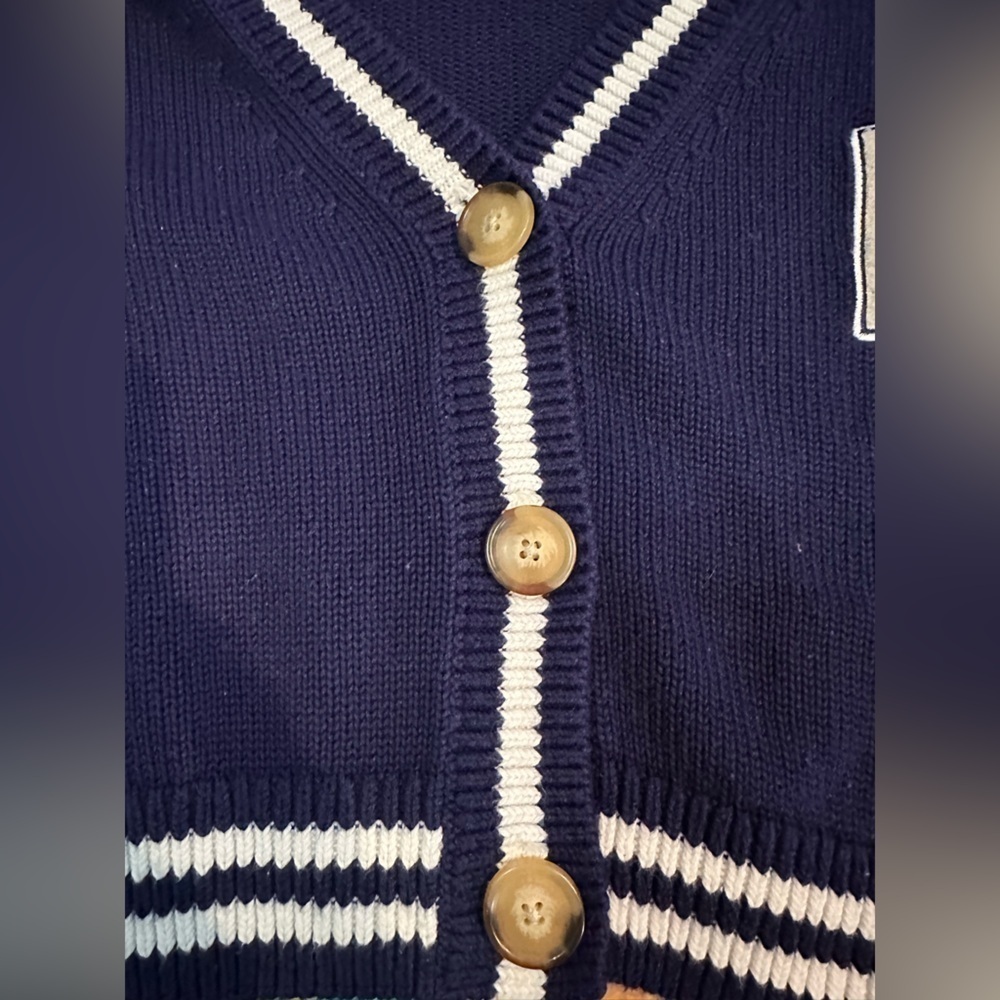 H&M Divided NY Logo, v-neck cropped Cardigan Sweater. Academia Preppy Sz L - Picture 7 of 9